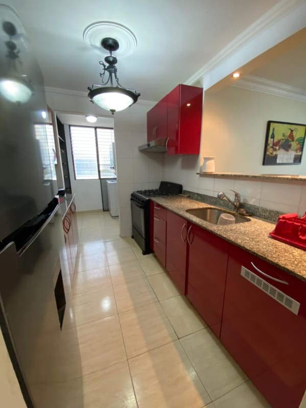 Covered balcony with safety net, tile floor PH Sunset Park Via Porras Panama