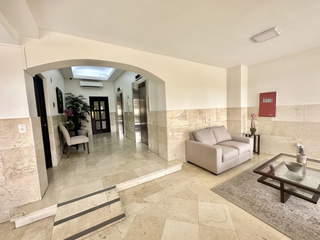 Apartment for Sale in San Francisco - 3 bedrooms