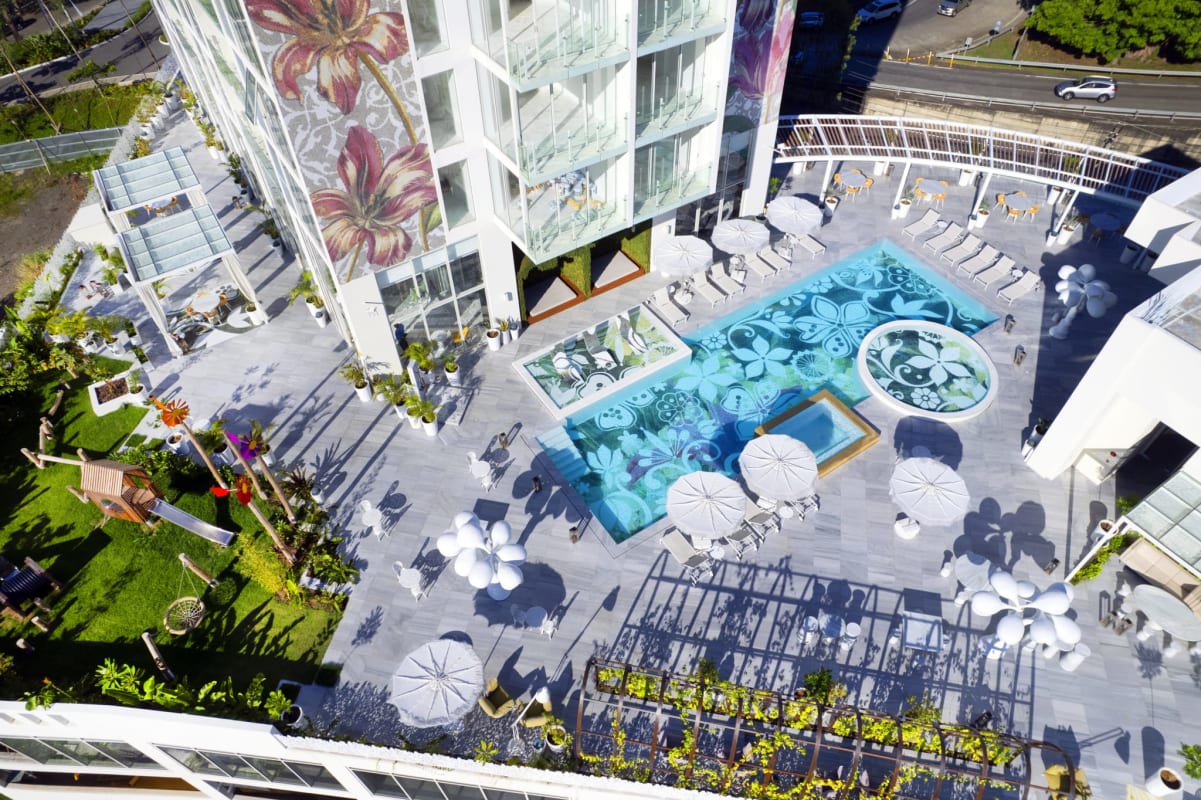 Sky lounge with panoramic Panama skyline views at Wanders Yoo Marbella Panama