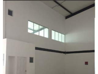 Industrial Warehouse for Sale or Rent in 24 de Diciembre - 0 bedrooms