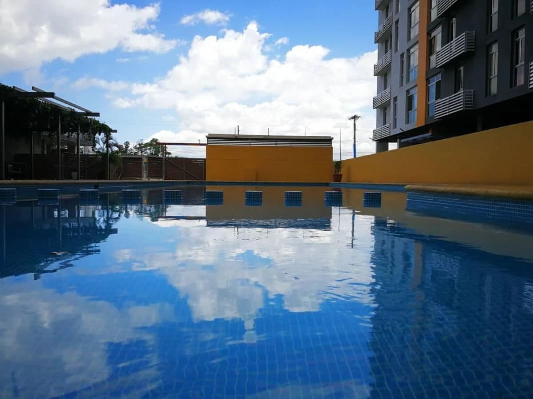 Repossessed 1BR Condo PH Torres del Este Plaza Tocumen