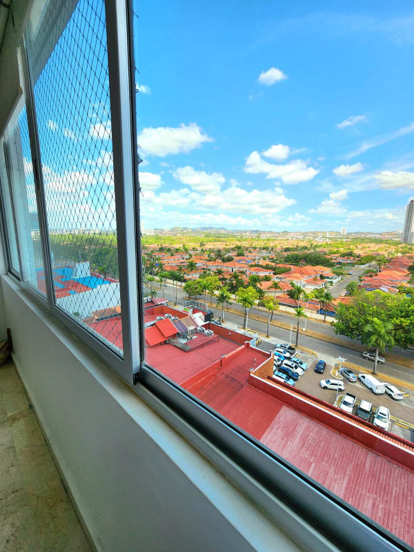 Private balcony overlooking city skyline at PH Alcalá Costa del Este Panama
