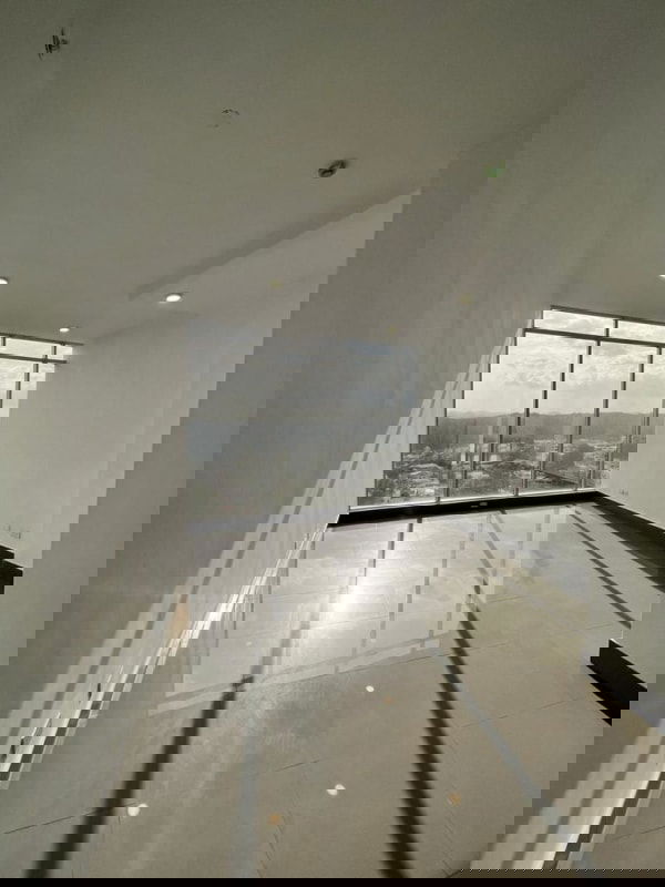 Bright empty office unit with panoramic floor-to-ceiling windows city view at PH Golden Point Panama