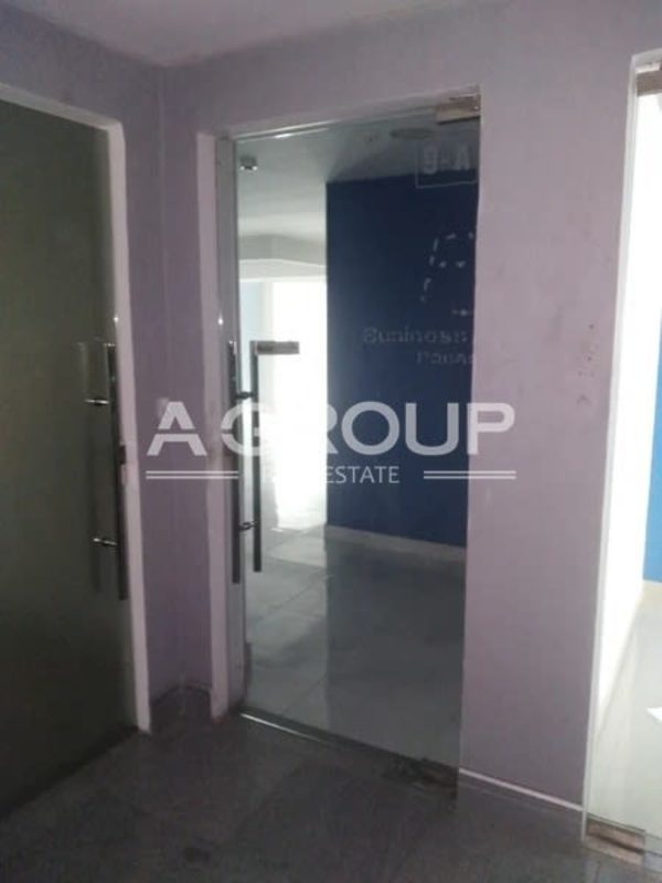 Bright office space with glass doors marble tiles Financial Park Costa del Este