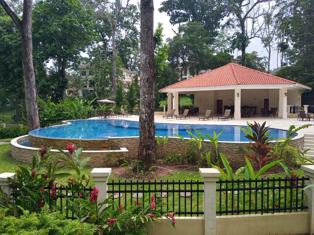 Community amenities pool clubhouse gardens PH Senderos de Cruces Clayton Panama