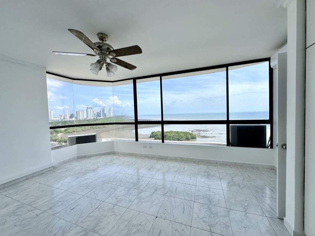 High-rise corner enclosed balcony or living with ocean and skyline view in PH Coco Bay Panama