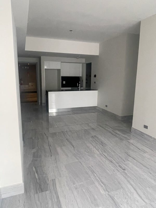 Minimalist kitchen with marble countertops, open layout PH Nouvo Bella Vista Panama