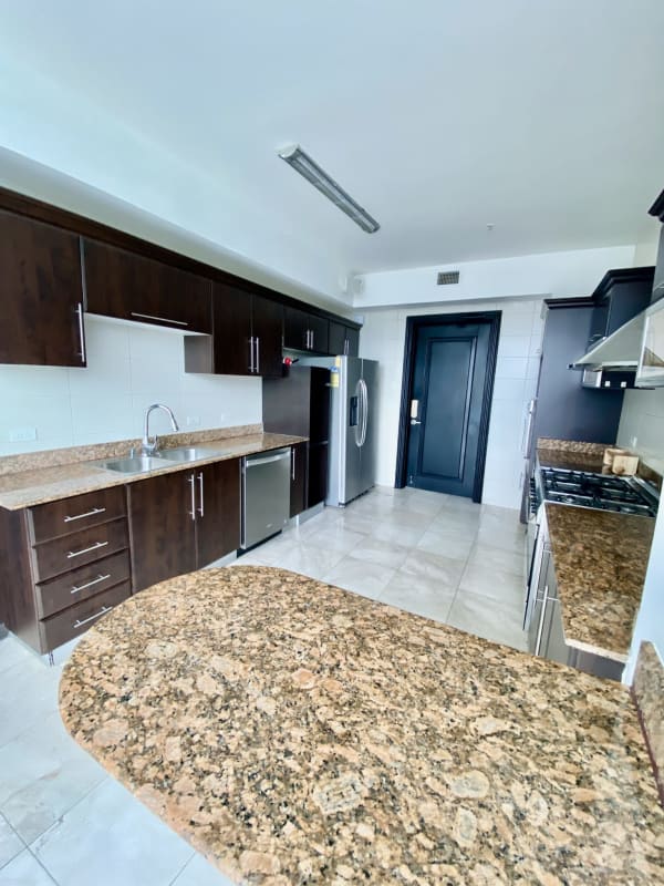 Luxury 3BR Ocean View Apartment PH Ocean Two Costa del Este