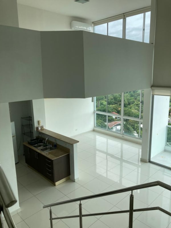 Modern open plan loft with panoramic windows in Park Loft Panama