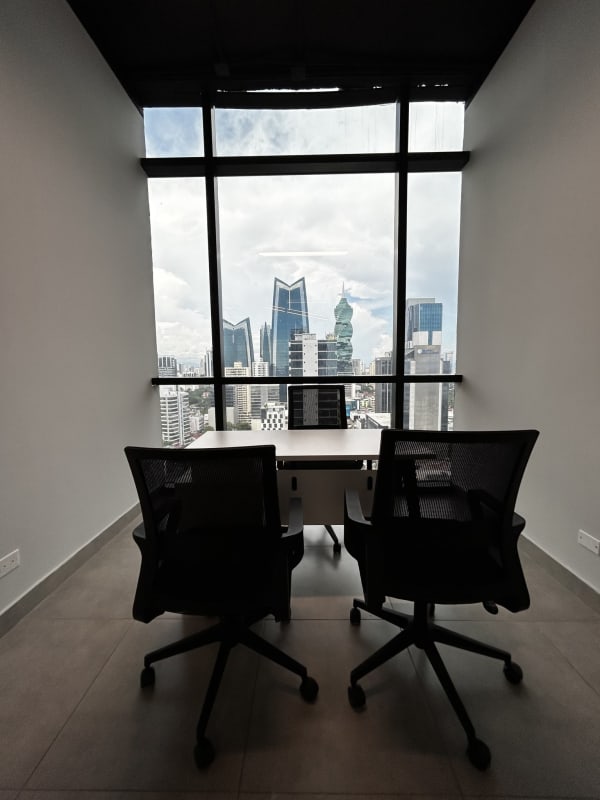 Glass-walled office workspace tower financial center obarrio panama