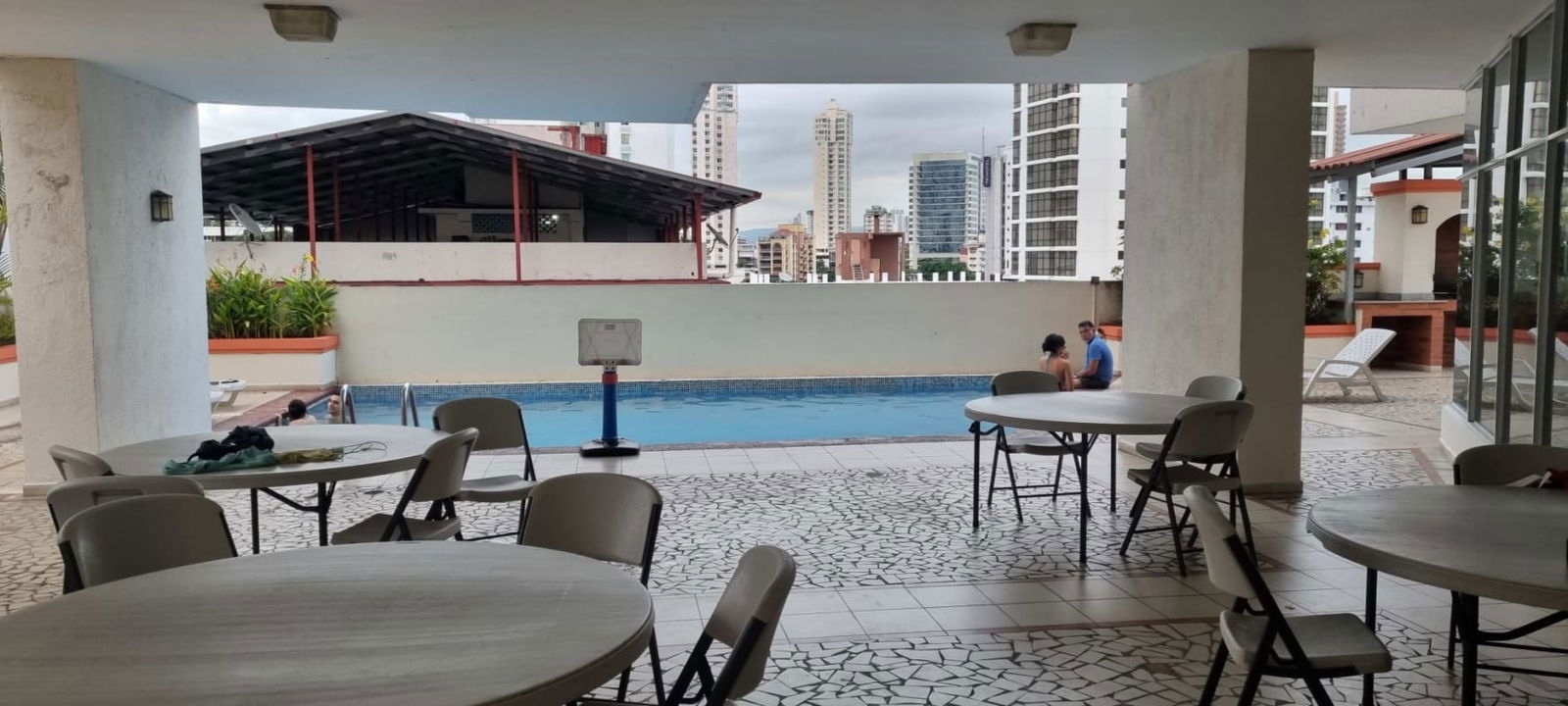 Lobby area with modern furniture at PH Mandalay El Cangrejo Panama City