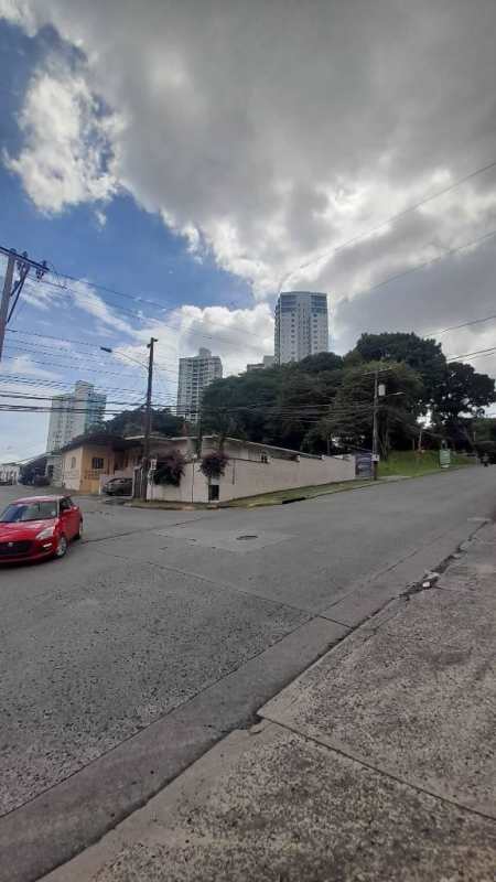 Unfurnished open workspace office with tiled floor and drop ceiling Hato Pintado Panama