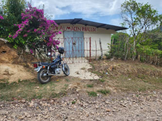 Commercial Lot with Building El Valle Anton Coclé in San Juan - View 2