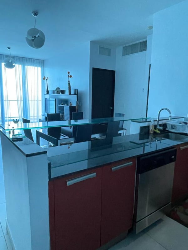 Balcony overlooking Pacific Ocean on Avenida Balboa in PH Destiny Panama City