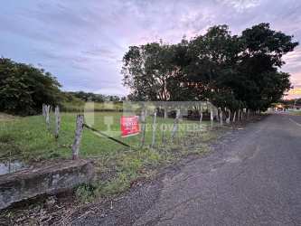Countryside plot for sale near Playa Destiladeros Tonosi Las Tablas Panama 1,200m2