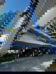 Apartment for Sale in San Francisco - 3 bedrooms