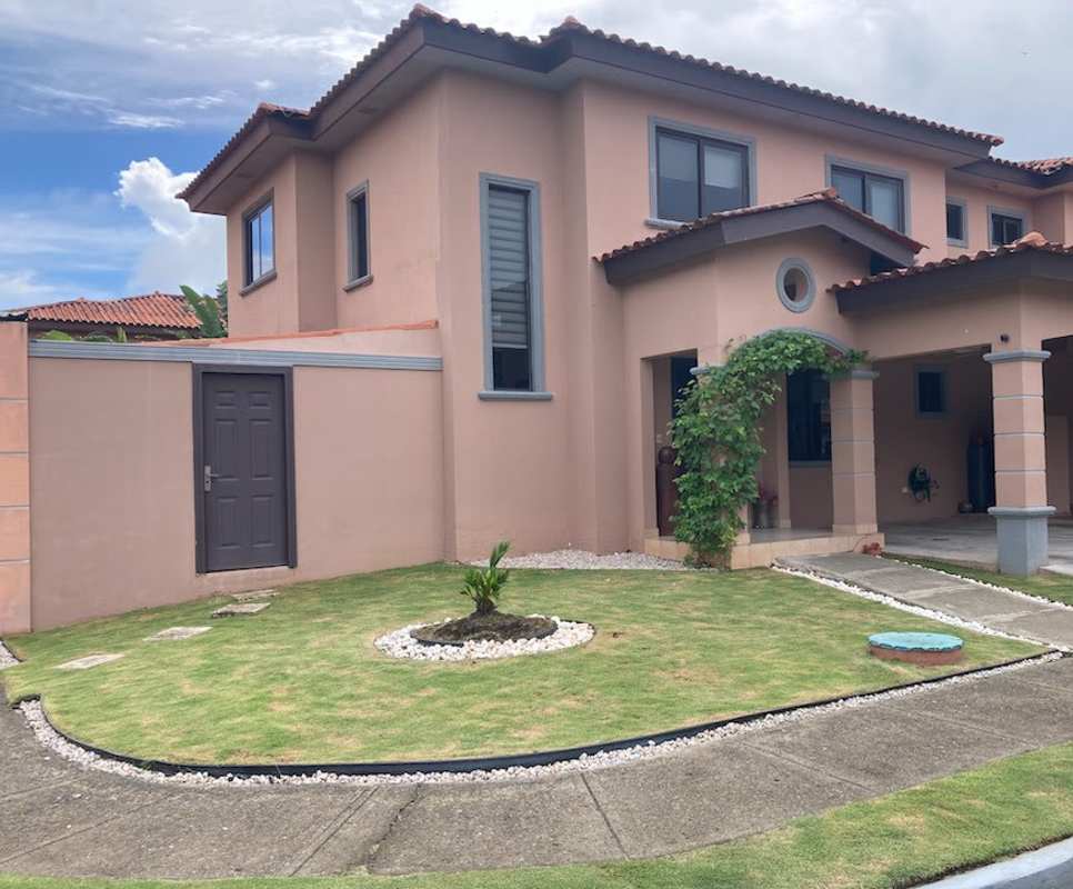 Modern dining room with open living concept and pendant lights in Versalles Urbanization Panama