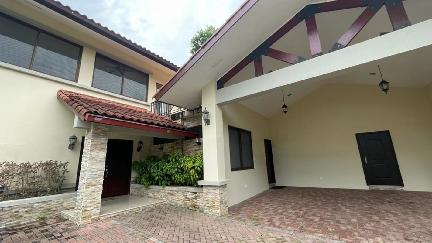 Elegant 4BR House PH Los Senderos Clayton Gated Community