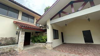 House for Sale in Clayton - 4 bedrooms