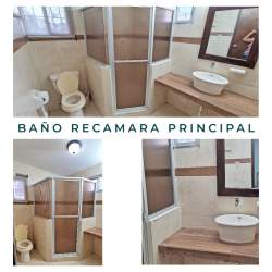 Modern bathroom vessel sink glass shower Aguadulce Panama