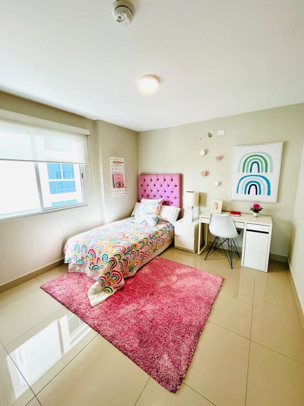 Bedroom with built-in closet, large window and modern finish PH Royal Hills Villa de las Fuentes Panama