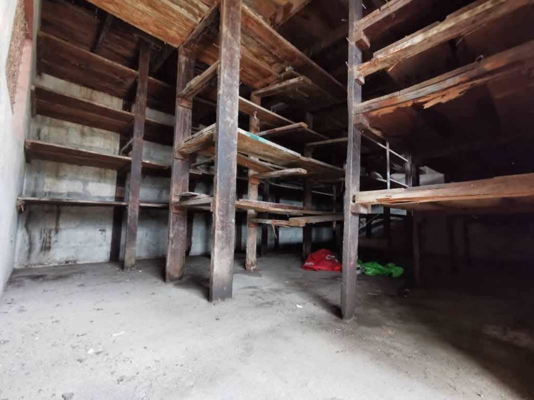 Outdoor utility storage area with containers and yard space warehouse Panama