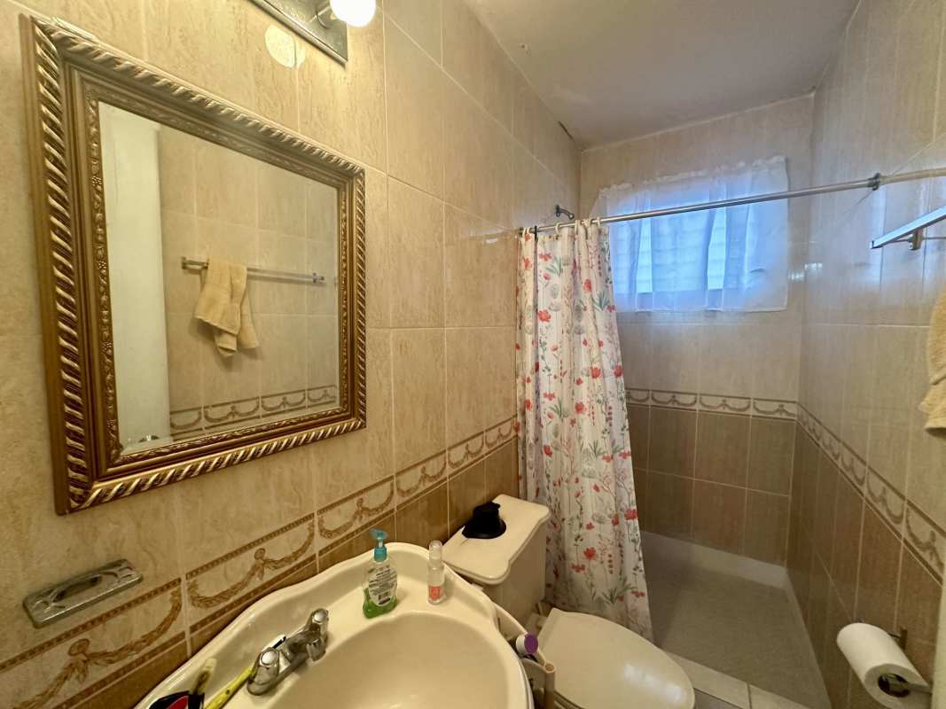 Modern high-rise Golden Gate Tower in San Francisco Panama with balconies and electric gate