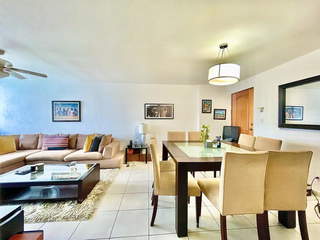 Apartment for Sale in San Francisco - 2 bedrooms