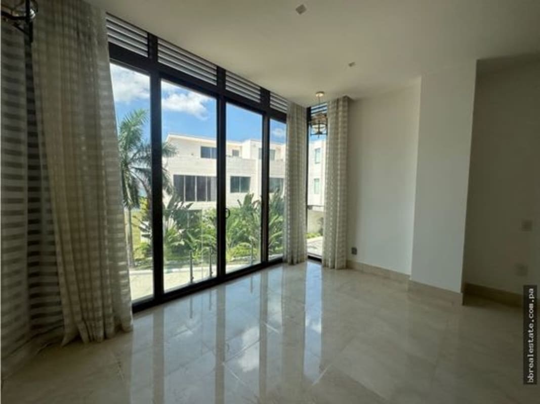 Private terrace with panoramic skyline and ocean views at PH Garden Apartments Ocean Reef Panama City