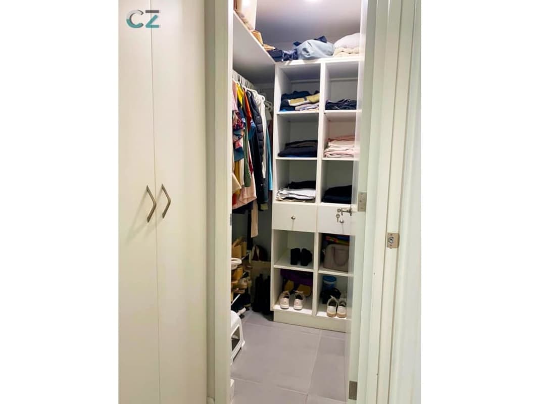 Modern bathroom with glass shower enclosure PH Pacific Wind Punta Pacifica Panama