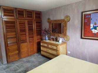 Granite kitchen countertop gas stove PH Mirasol Coronado