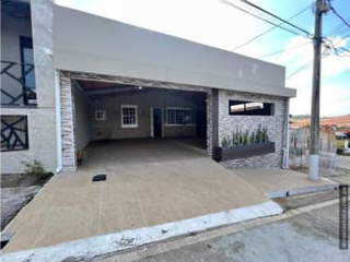 House for Sale in Nuevo Emperador - 3 bedrooms
