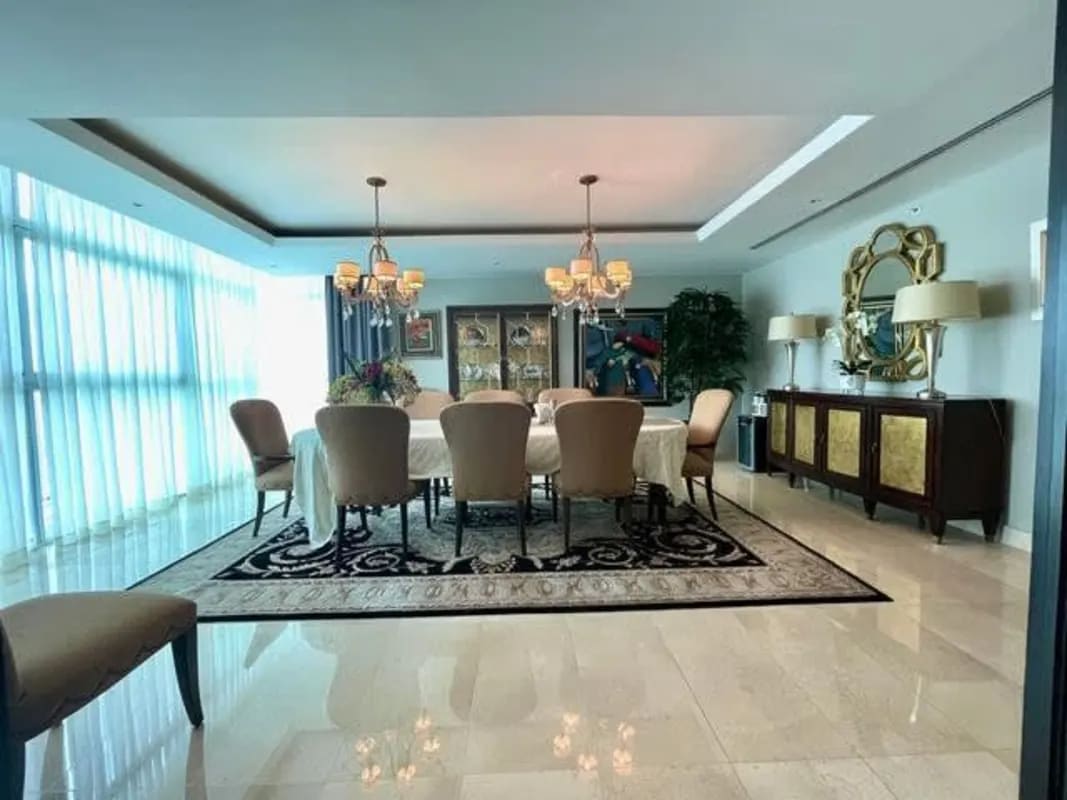 Terrace with city skyline and Parque Omar views in luxury apartment PH Altos del Golf Panama