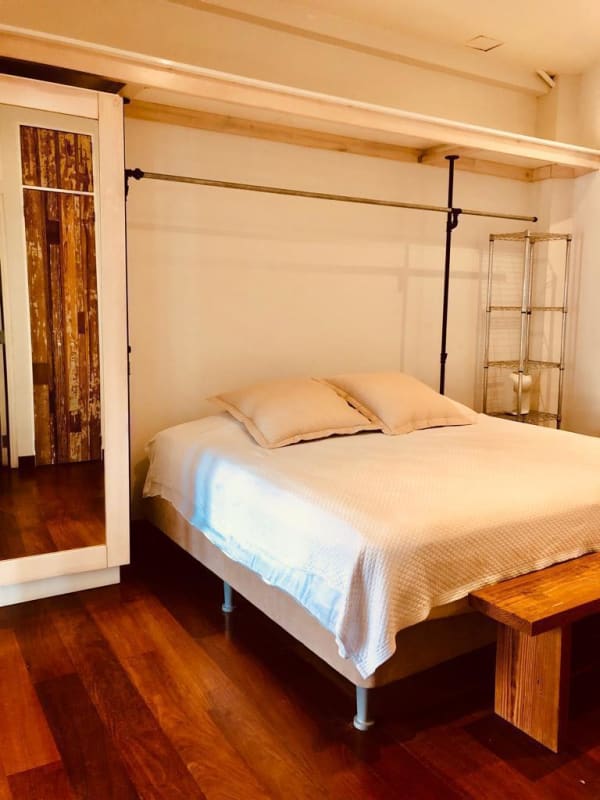 Charming 1BR Apartment with Balcony in Casa Jeronimo Casco Viejo