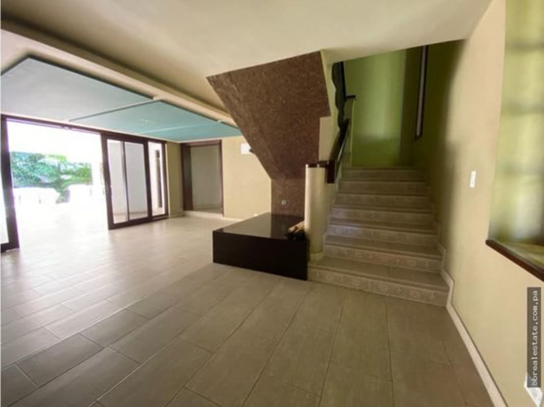 Bright living area traditional tile flooring city view house for sale Panama
