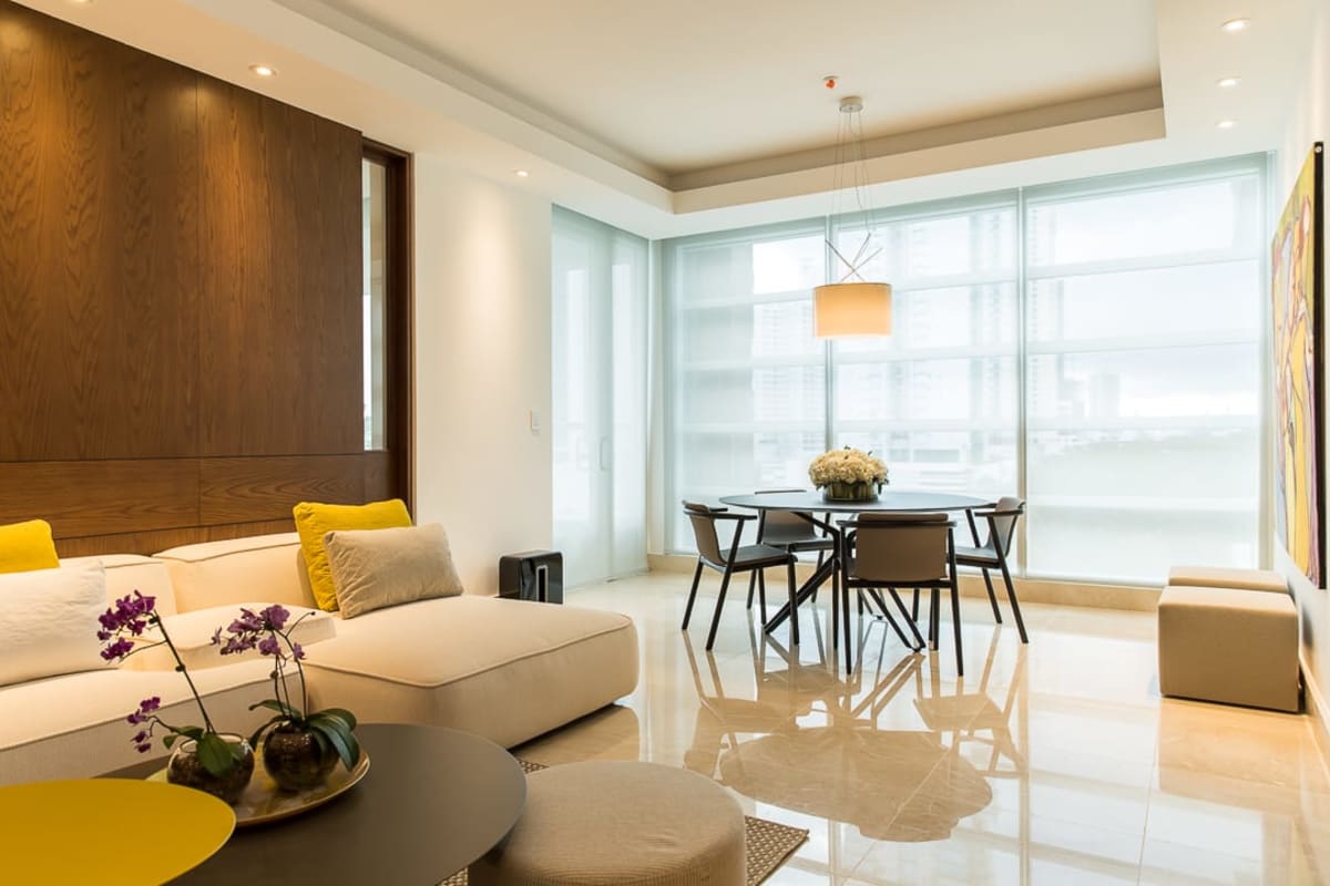 Contemporary kitchen with quartz surfaces, built-in appliances in luxury PH Aria Costa del Este