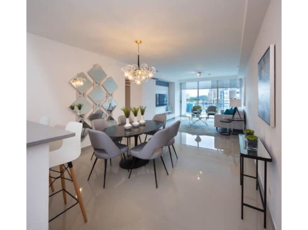 Modern kitchen with granite countertops and breakfast bar in El Cangrejo Bella Vista apartment Panama City