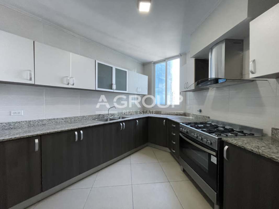 Master bedroom with city view windows, ensuite bath walk-in closet PH Country Club Costa del Este Panama