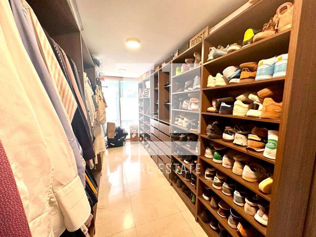 Luxury 3BR Apartment with Panoramic Views PH El Alcazar La Cresta