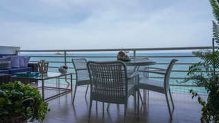 Beach Condo for Sale in Antón - 3 bedrooms