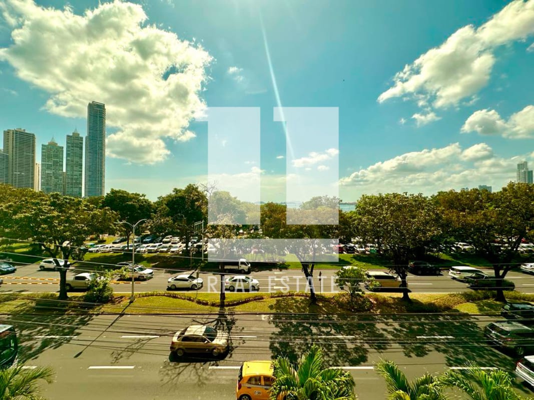 Corporate style commercial office with parquet floors and window blinds in Balboa Plaza Panama City