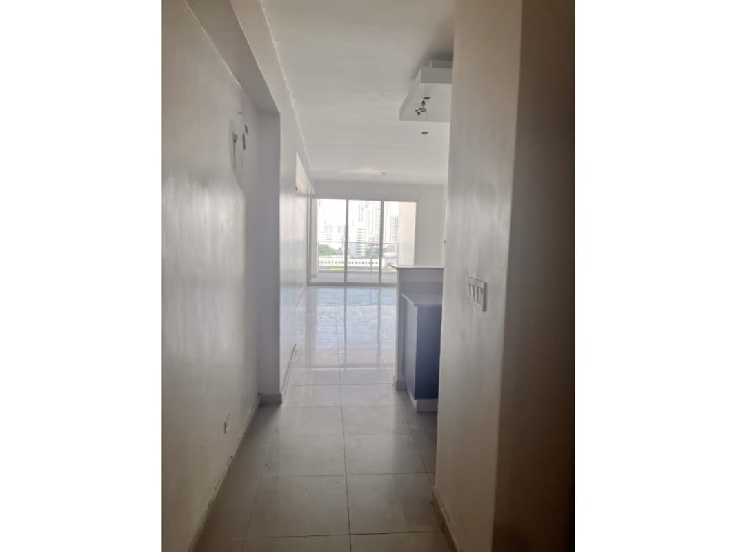 Open concept kitchen with granite countertops PH Premium Tower San Francisco Panama