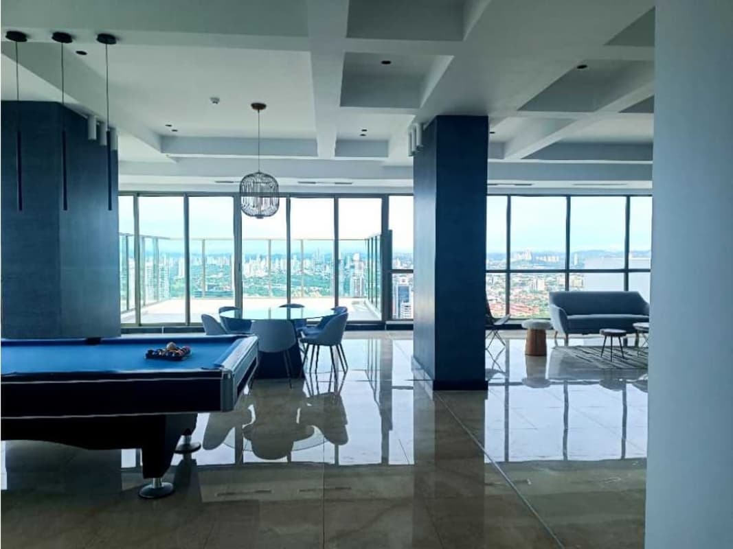 Multipurpose rooftop game lounge pool table with city views PH Park Lane Costa del Este