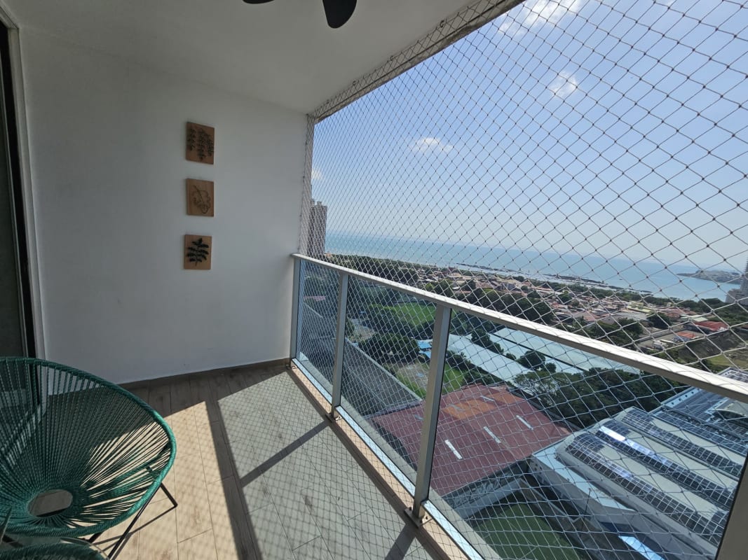 Modern kitchen with granite countertops, new tile floors and appliances at PH Waterfront San Francisco Panama