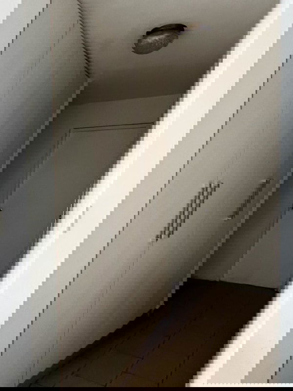 Bedroom with split air conditioner and built-in closet PH Mar Plaza Panama