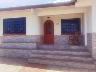 House for Sale in Santiago - 3 bedrooms