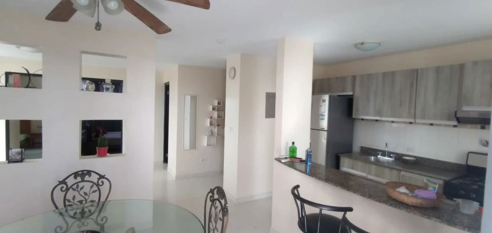 Remodeled modern kitchen with appliances and granite countertops PH Montenar Via Porras Panama