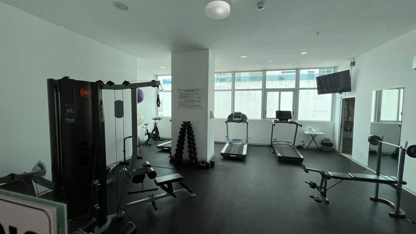 Open kitchen with granite counters and modern cabinetry PH Midtown San Francisco Panama