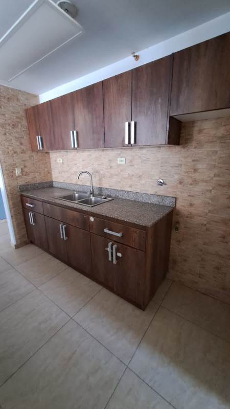 Modern bathroom with glass enclosed shower and tile walls at PH Terrazas del Rey Panama