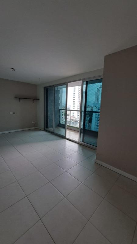 Foreclosed 2BR Apartment in PH Miró El Cangrejo